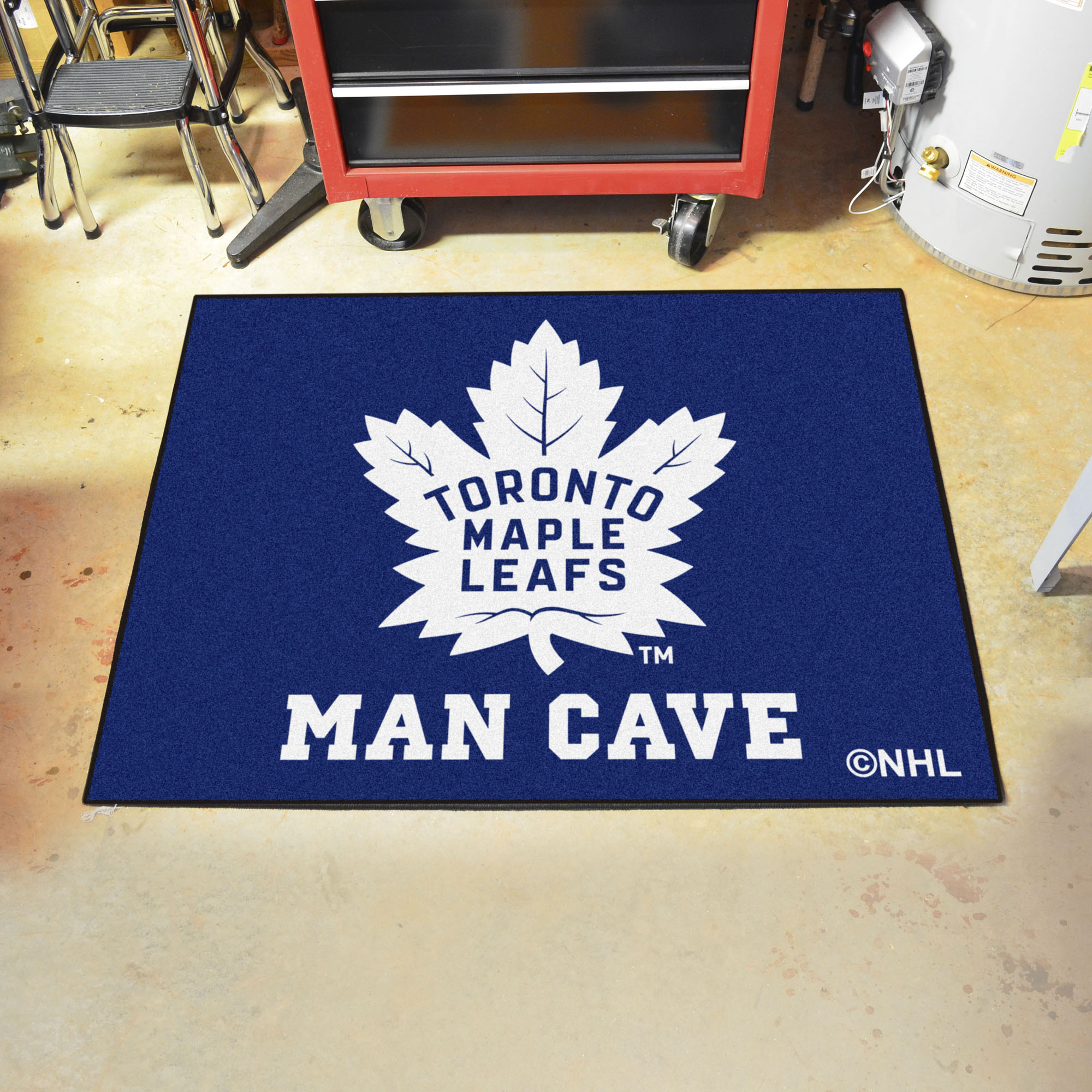 Maple Leafs Man Cave All Star Mat â€“ 34â€ x 44.5â€
