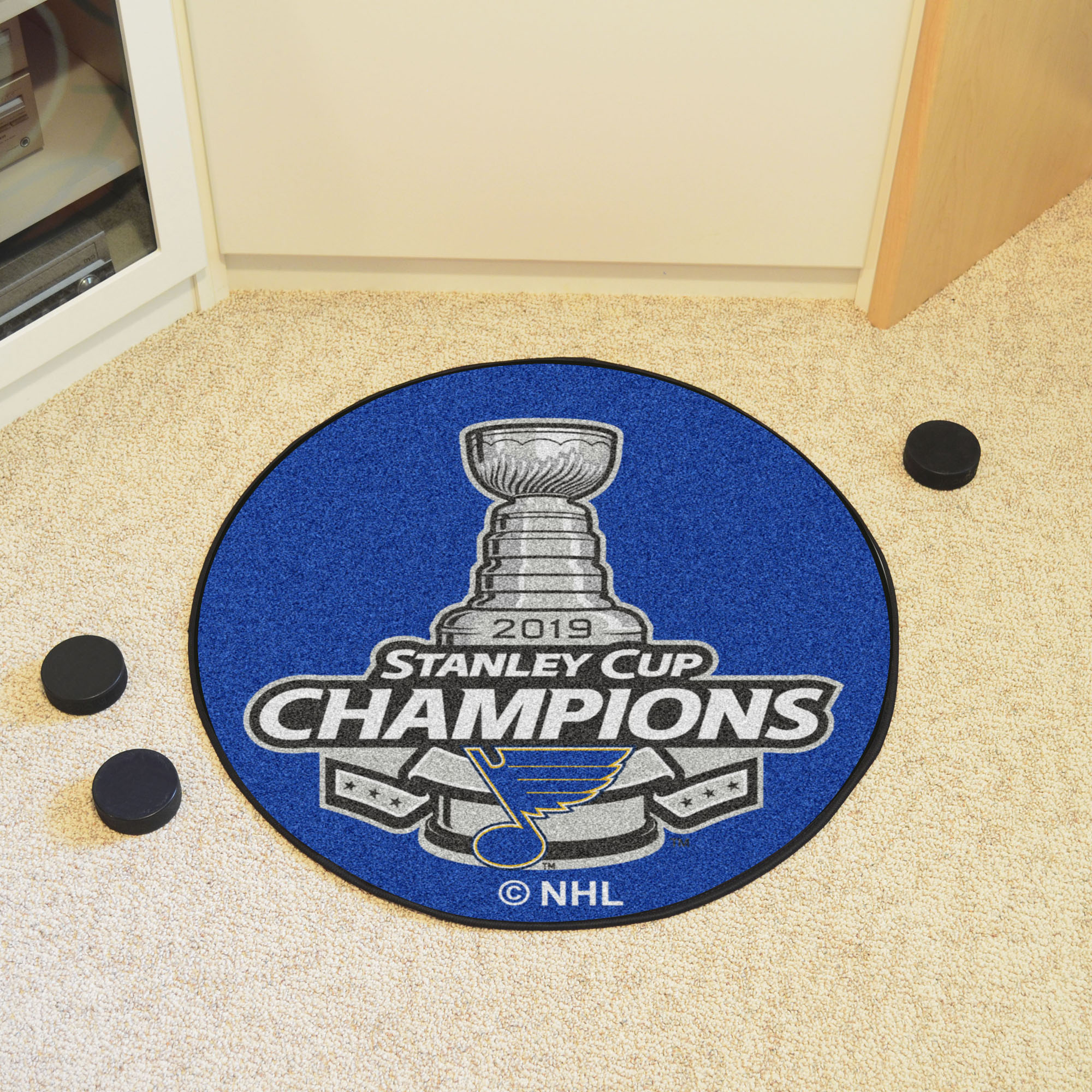 St. Louis Blues 2019 Stanley Cup Champions Hockey Puck Shaped Area Rug - 27"