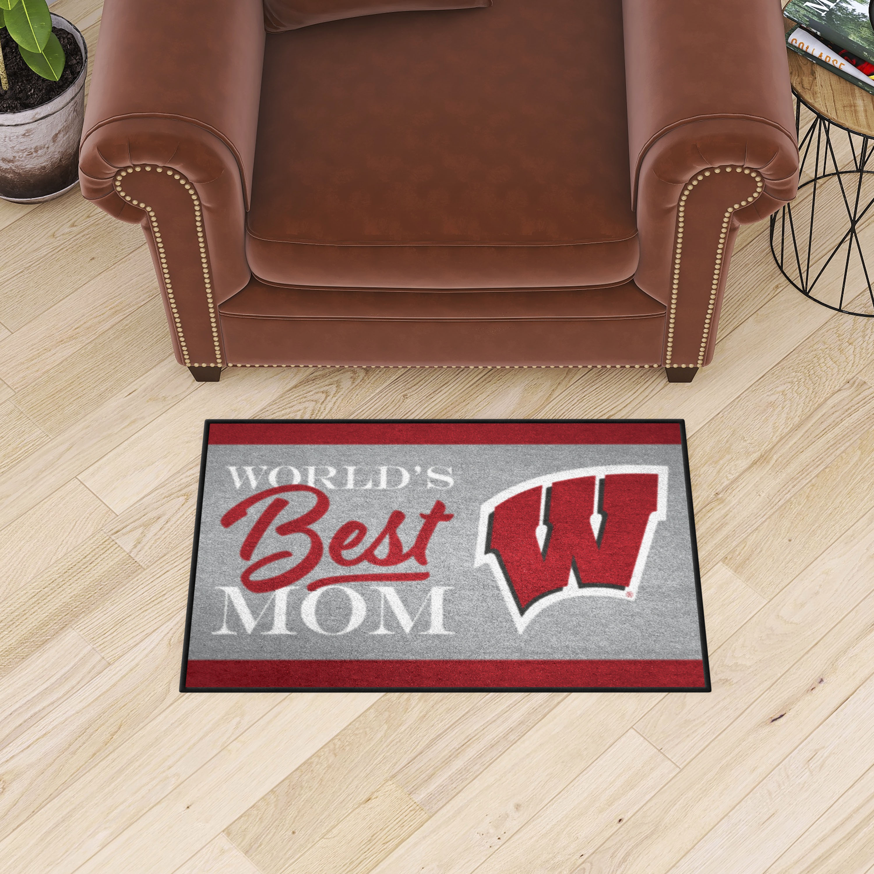Wisconsin Badgers World's Best Mom Starter Doormat - 19 x 30