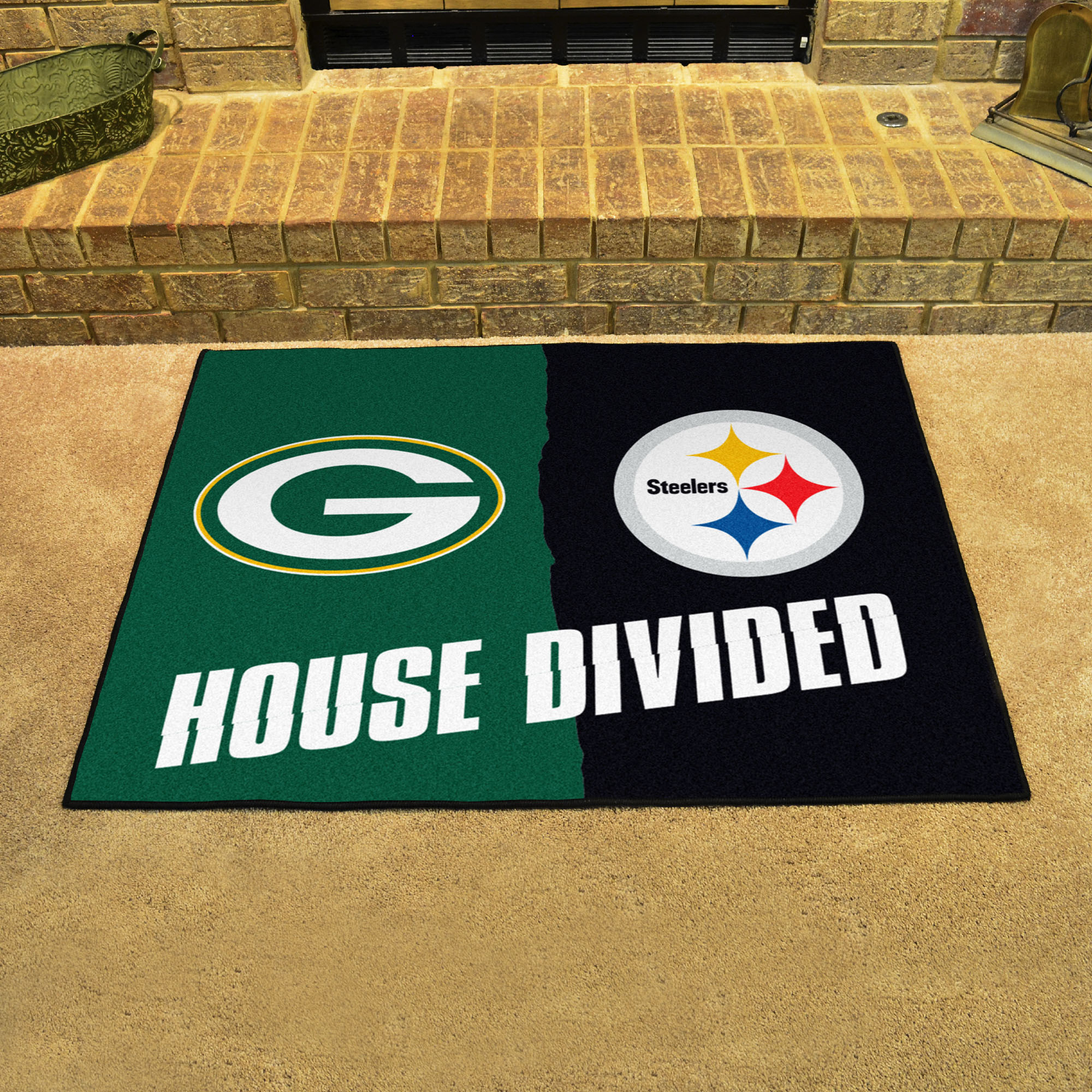 Packers - Steelers House Divided Mat - 34 x 45