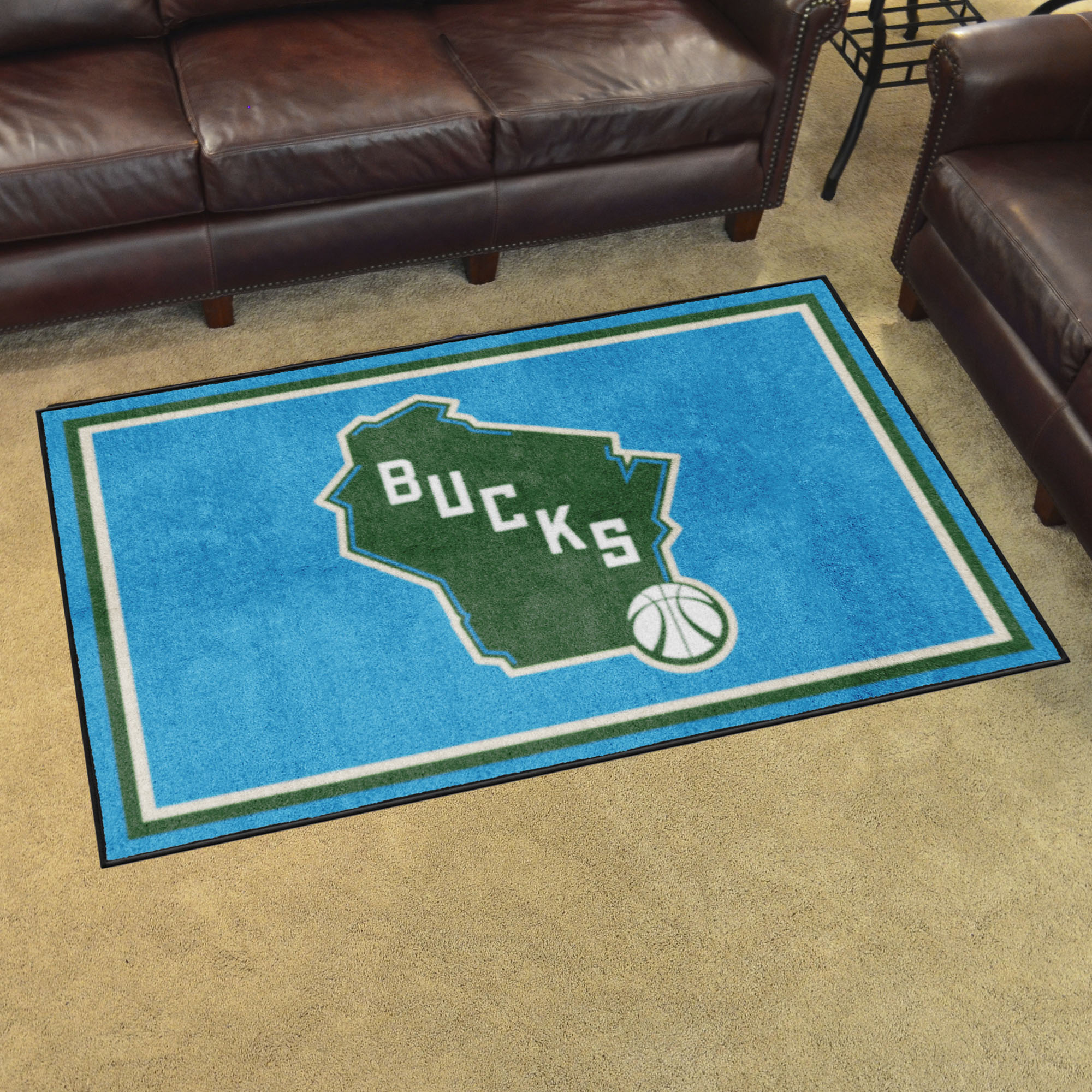 Milwaukee Bucks Area Rug - 4' x 6' Alt Logo Nylon