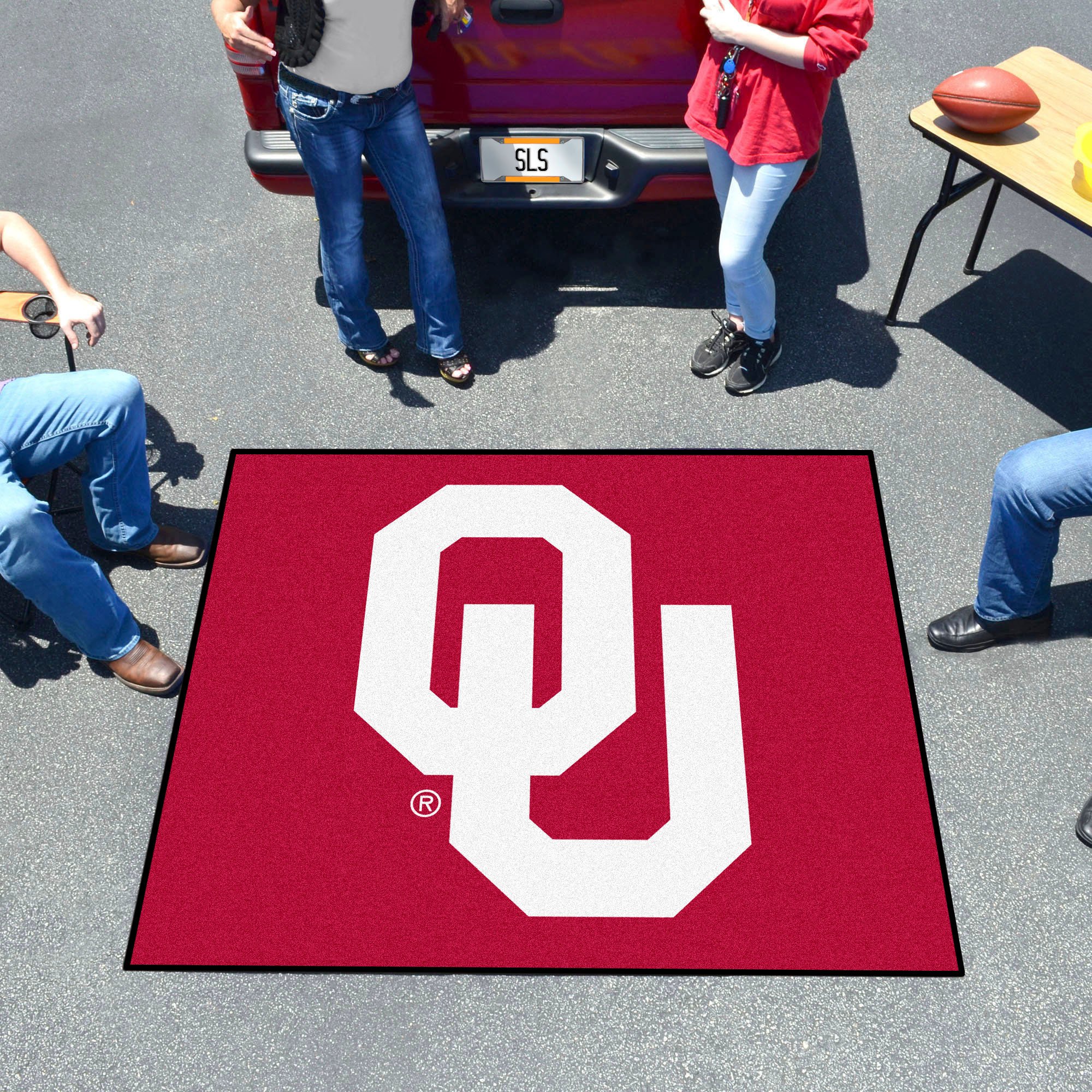 University of Oklahoma Tailgater Mat â€“ 60 x 72