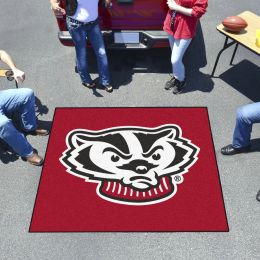 University of Wisconsin Badgers Logo Tailgater Mat - 60 x 72