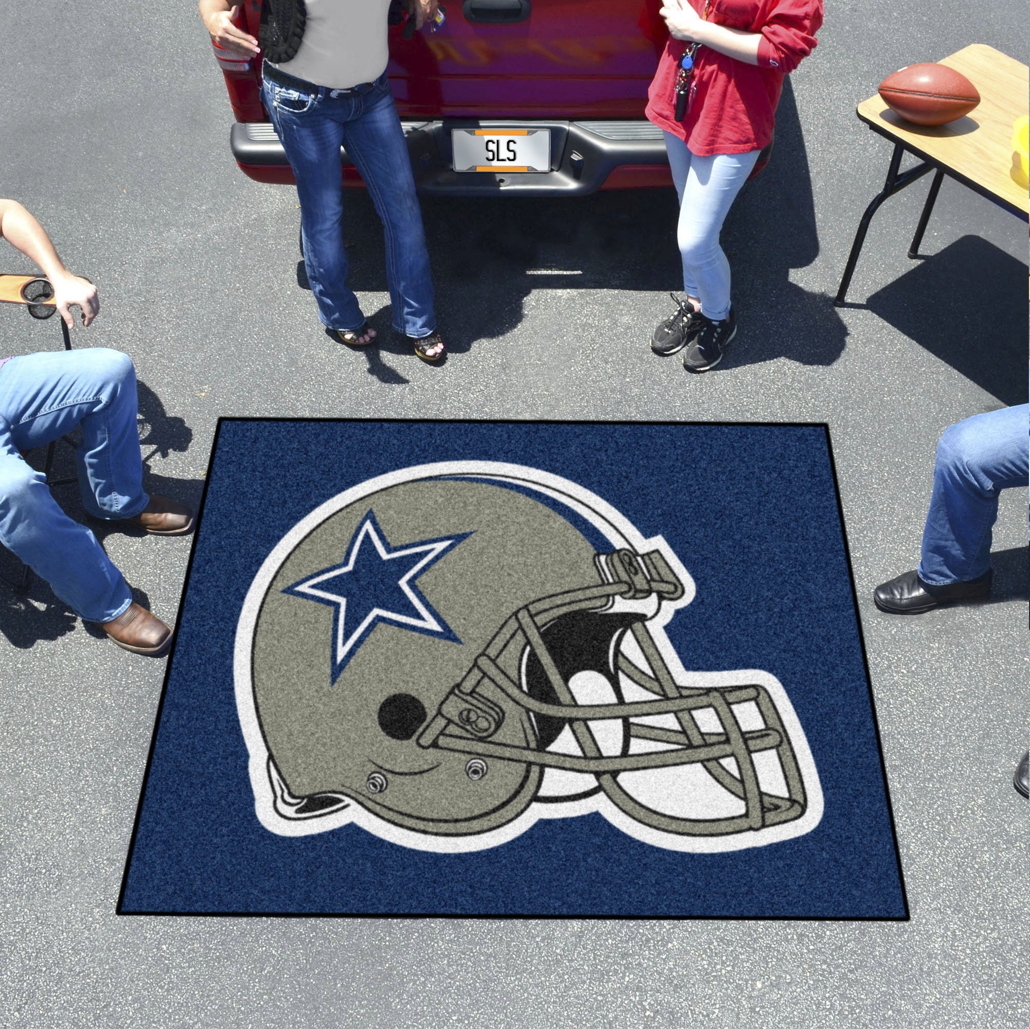 Dallas Cowboys Tailgater Mat â€“ 60 x 72