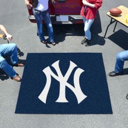 New York Yankees Tailgater Mat â€“ 60 x 72