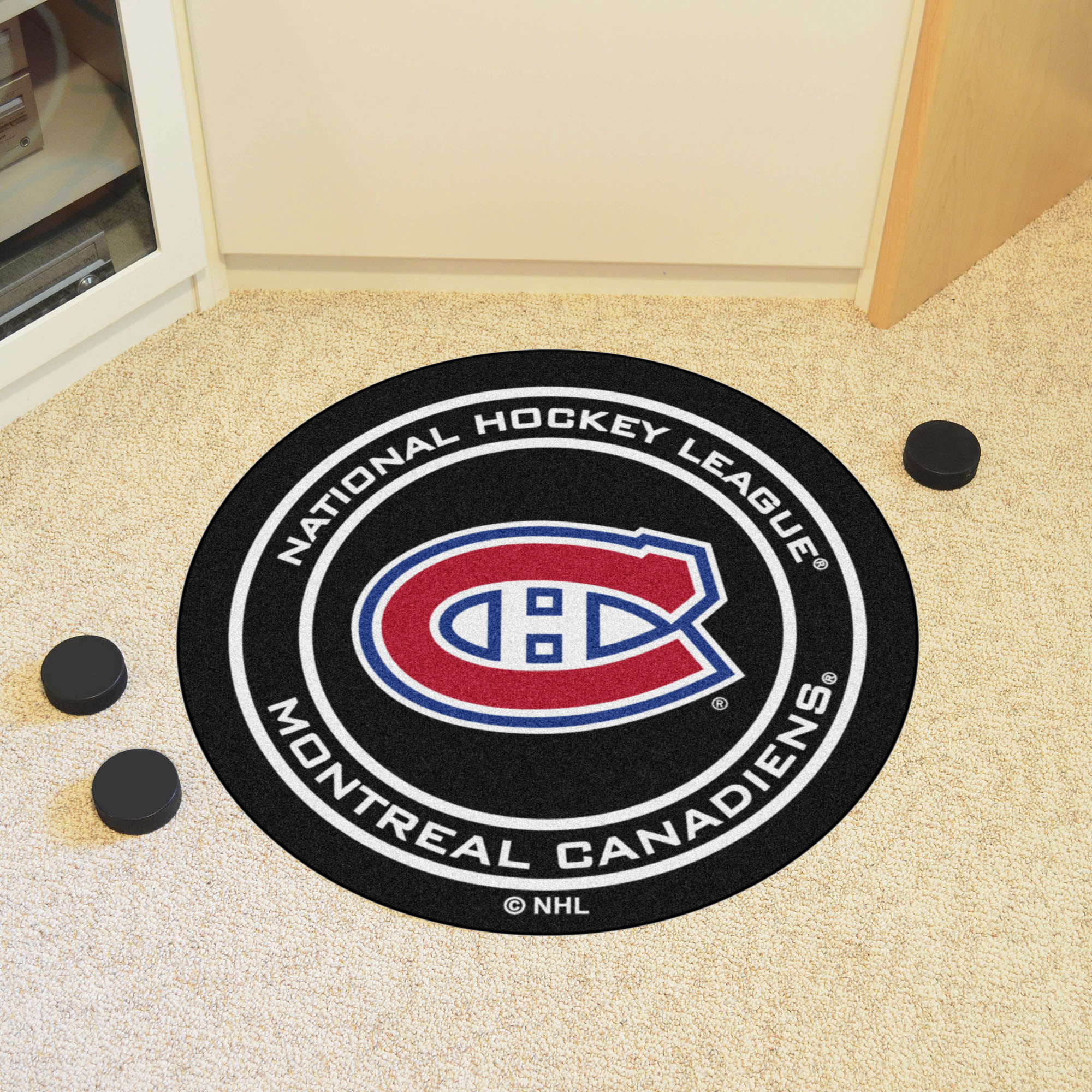 Montreal Canadiens Hockey Puck Shaped Area Rug - 27"