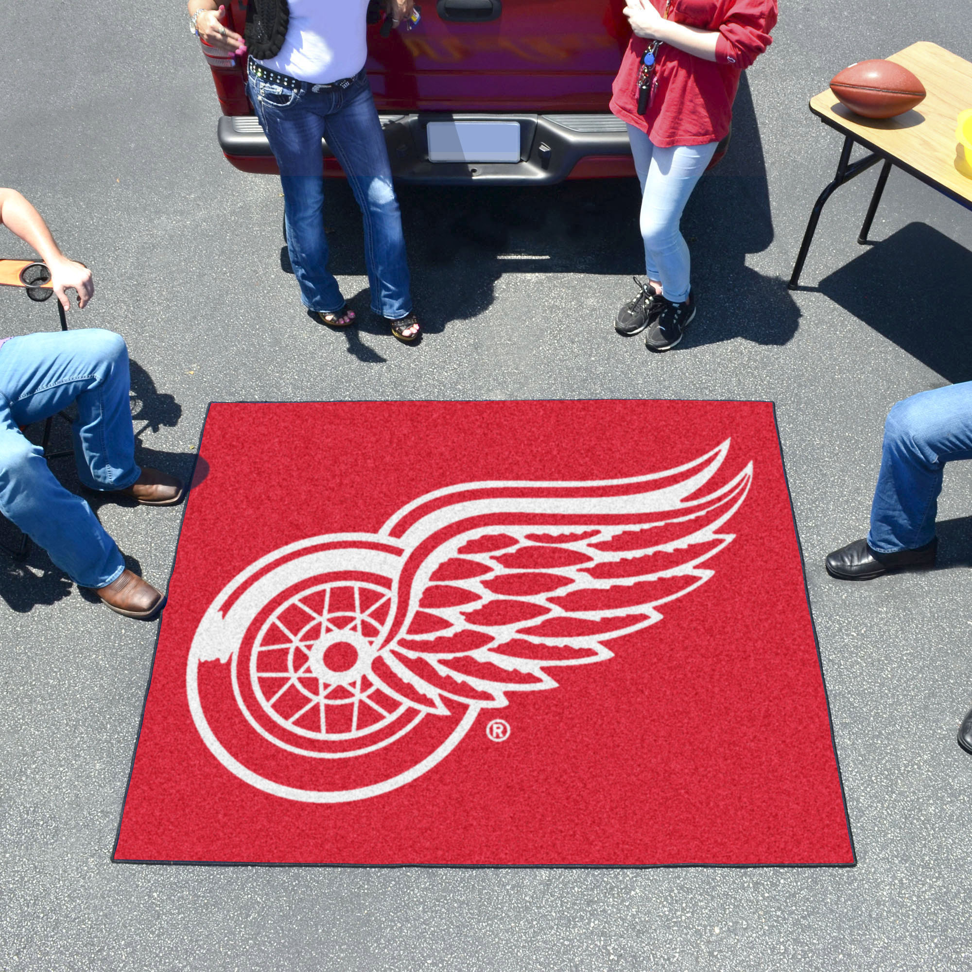Detroit Red Wings Tailgater Mat â€“ 60 x 72