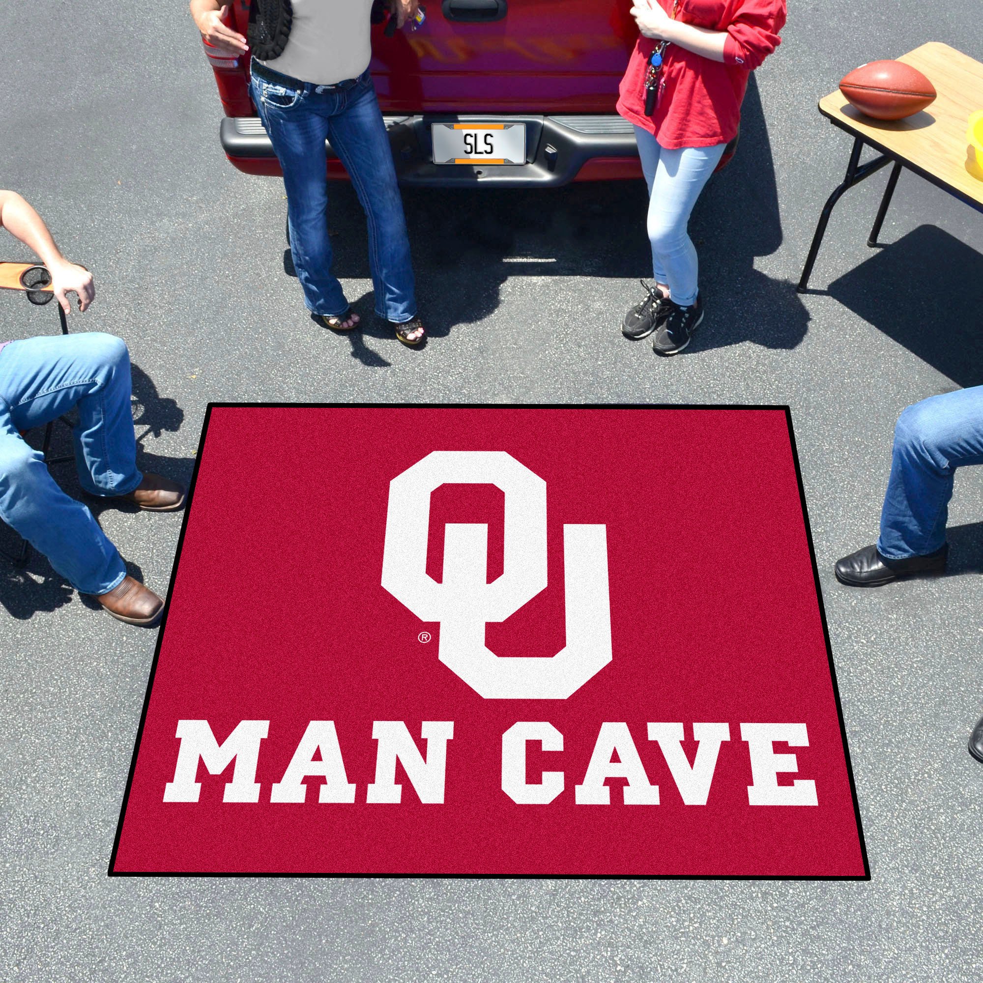 OU Sooners Man Cave Tailgater Mat â€“ 60 x 72