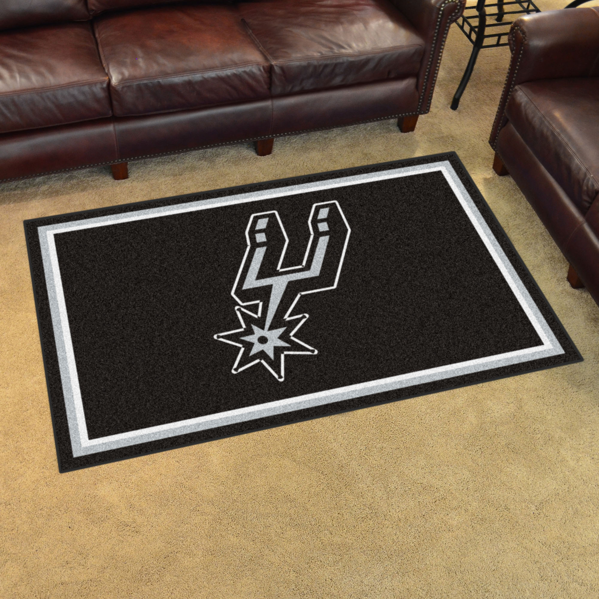 San Antonio Spurs Area Rug - Nylon 4’ x 6’