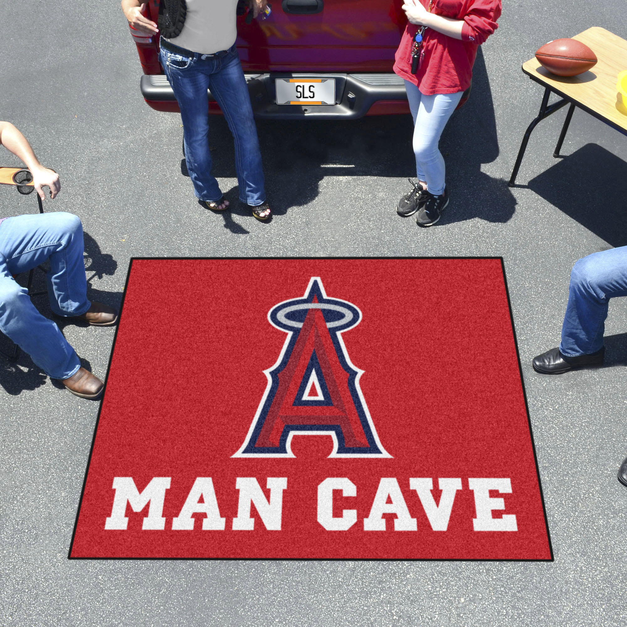 Los Angeles Angels Man Cave Tailgater Mat â€“ 60 x 72