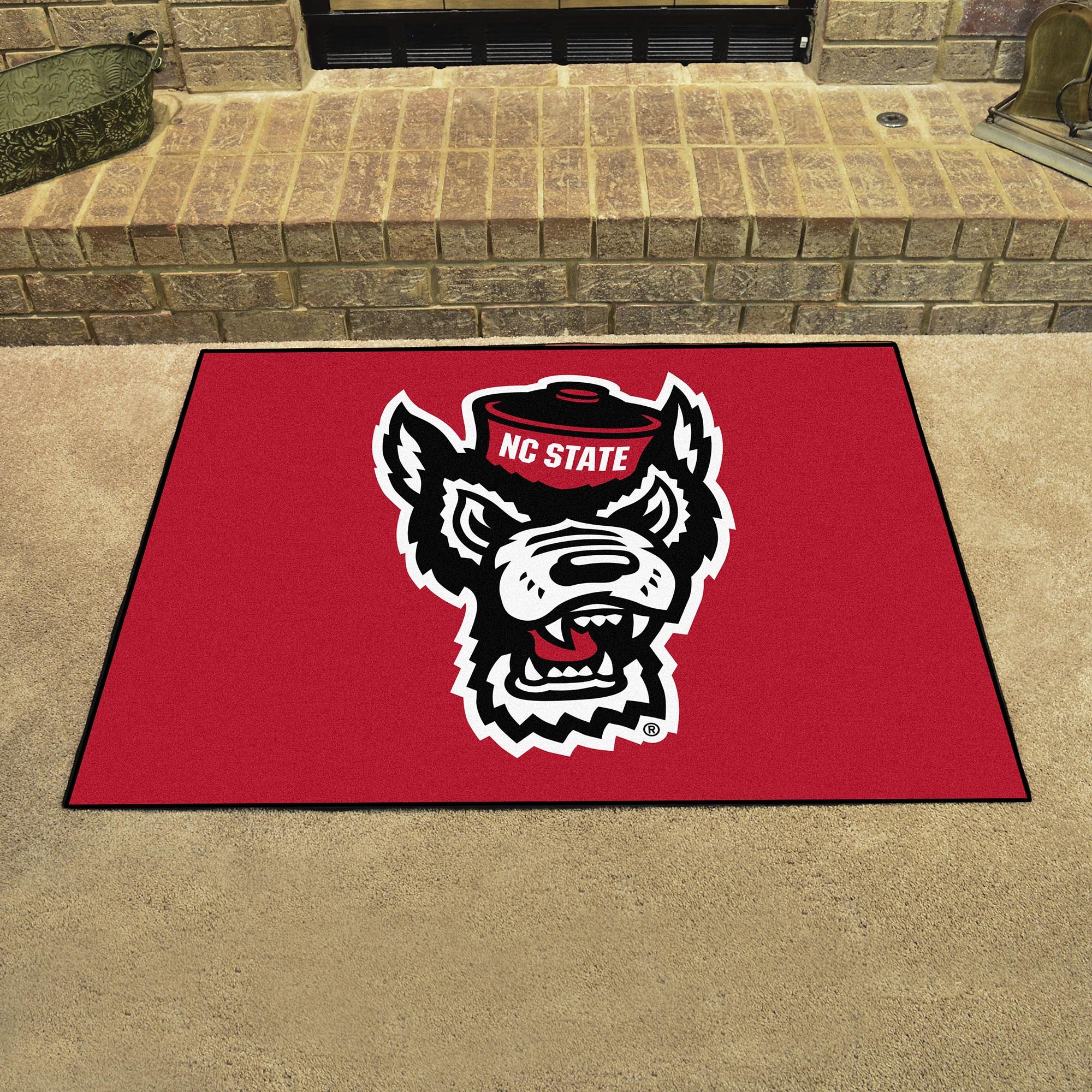 NC State University Wolf Head All Star Mat â€“ 34 x 44.5