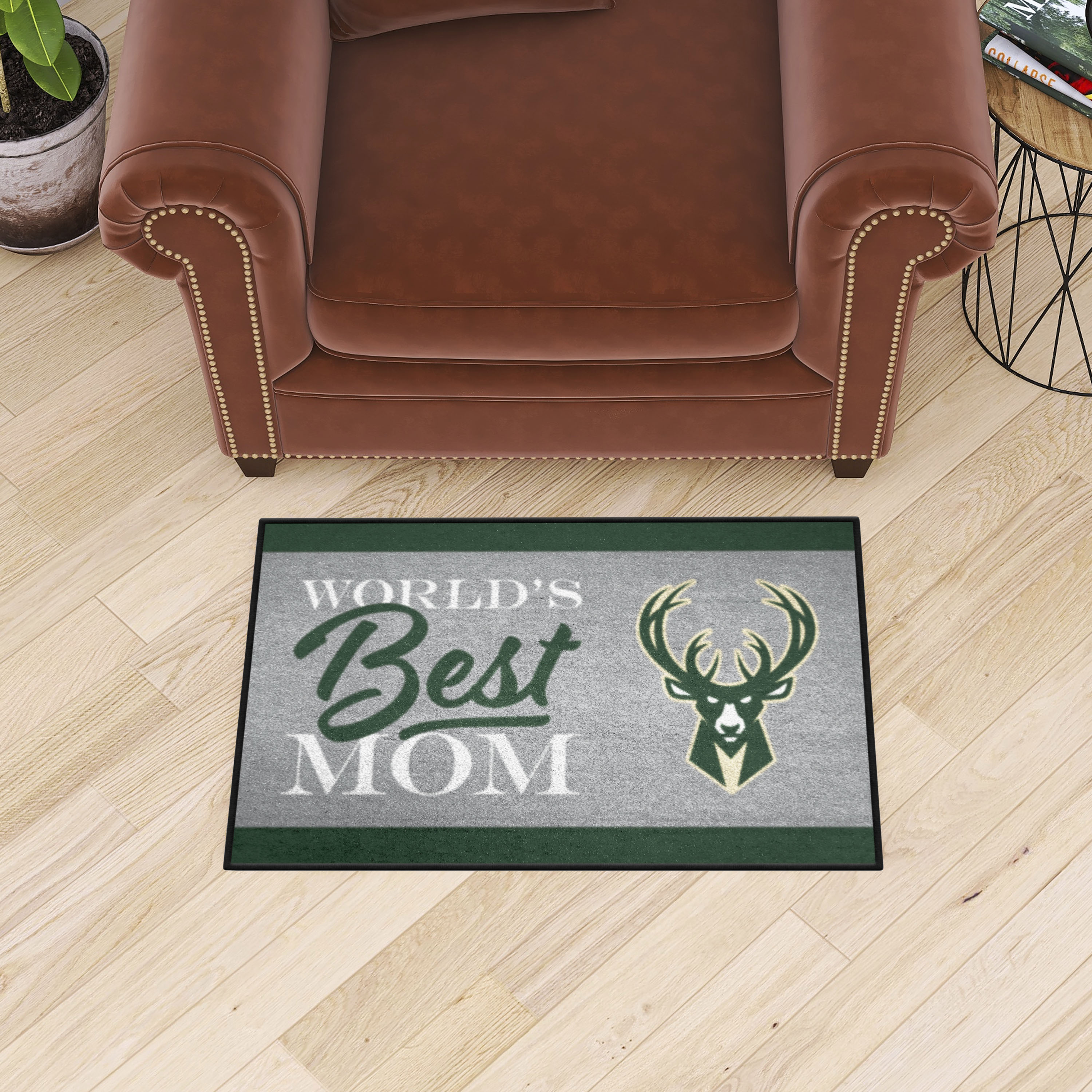 Milwaukee Bucks World's Best Mom Starter Doormat - 19 x 30