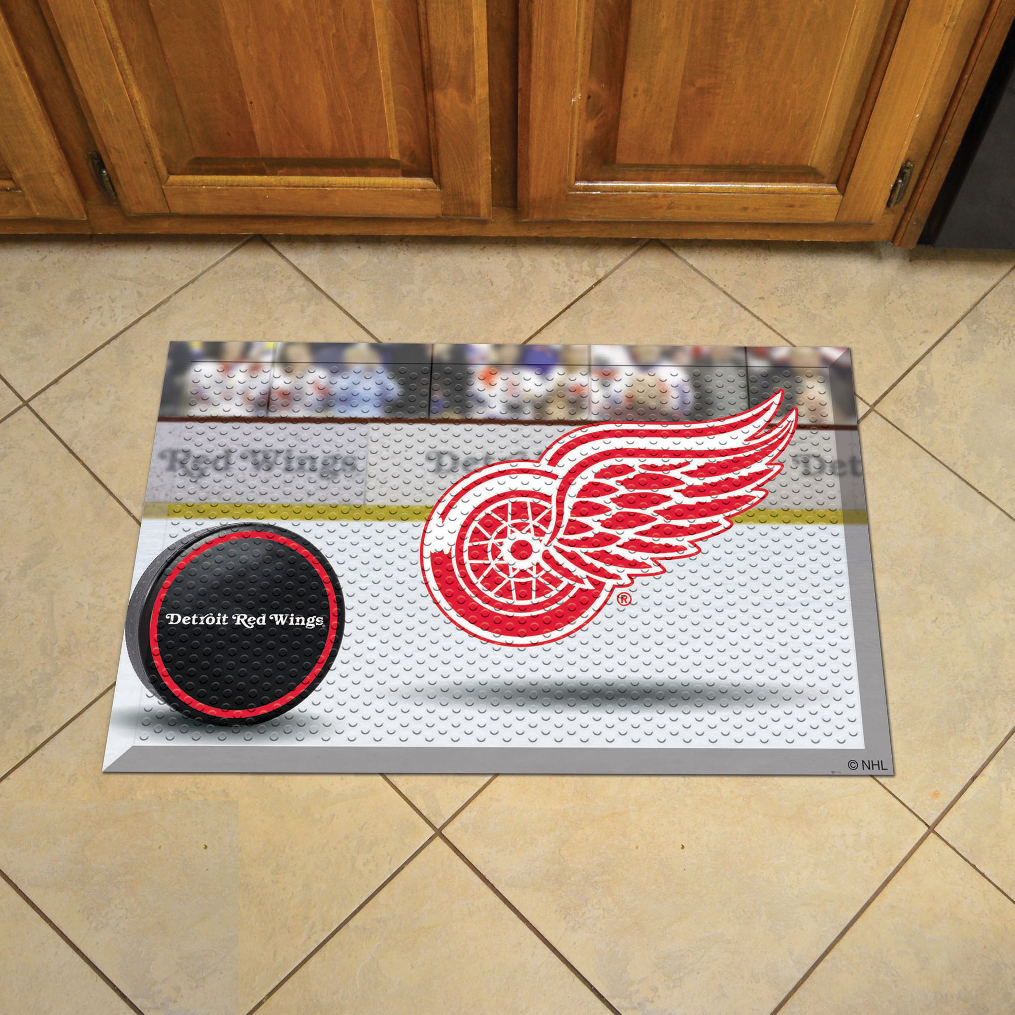 Red Wings Scrapper Doormat - 19" x 30" Rubber (Camo or Rink Design: Rink & Logo)