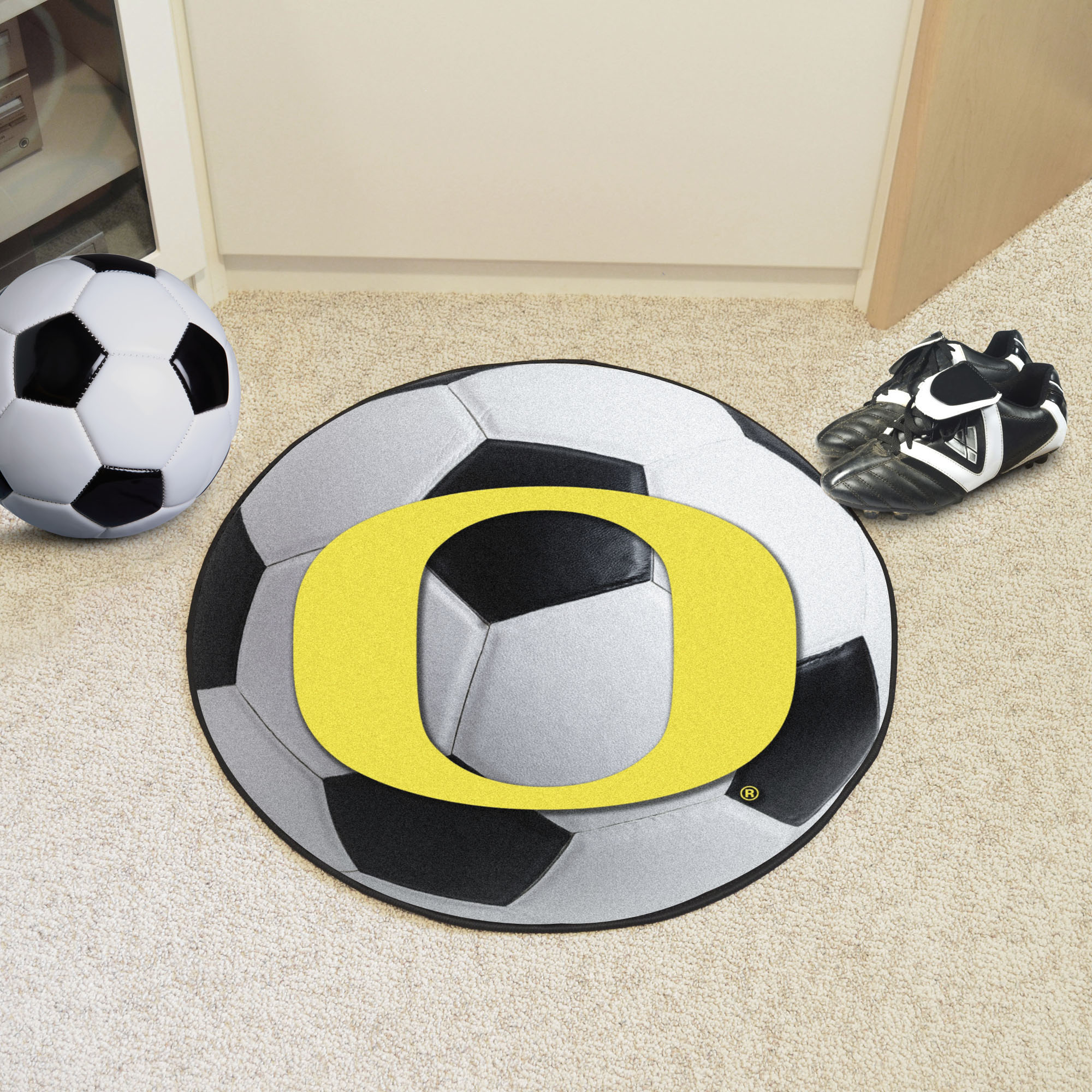 University of Oregon Ball Shaped Area Rugs (Ball Shaped Area Rugs: Soccer Ball)